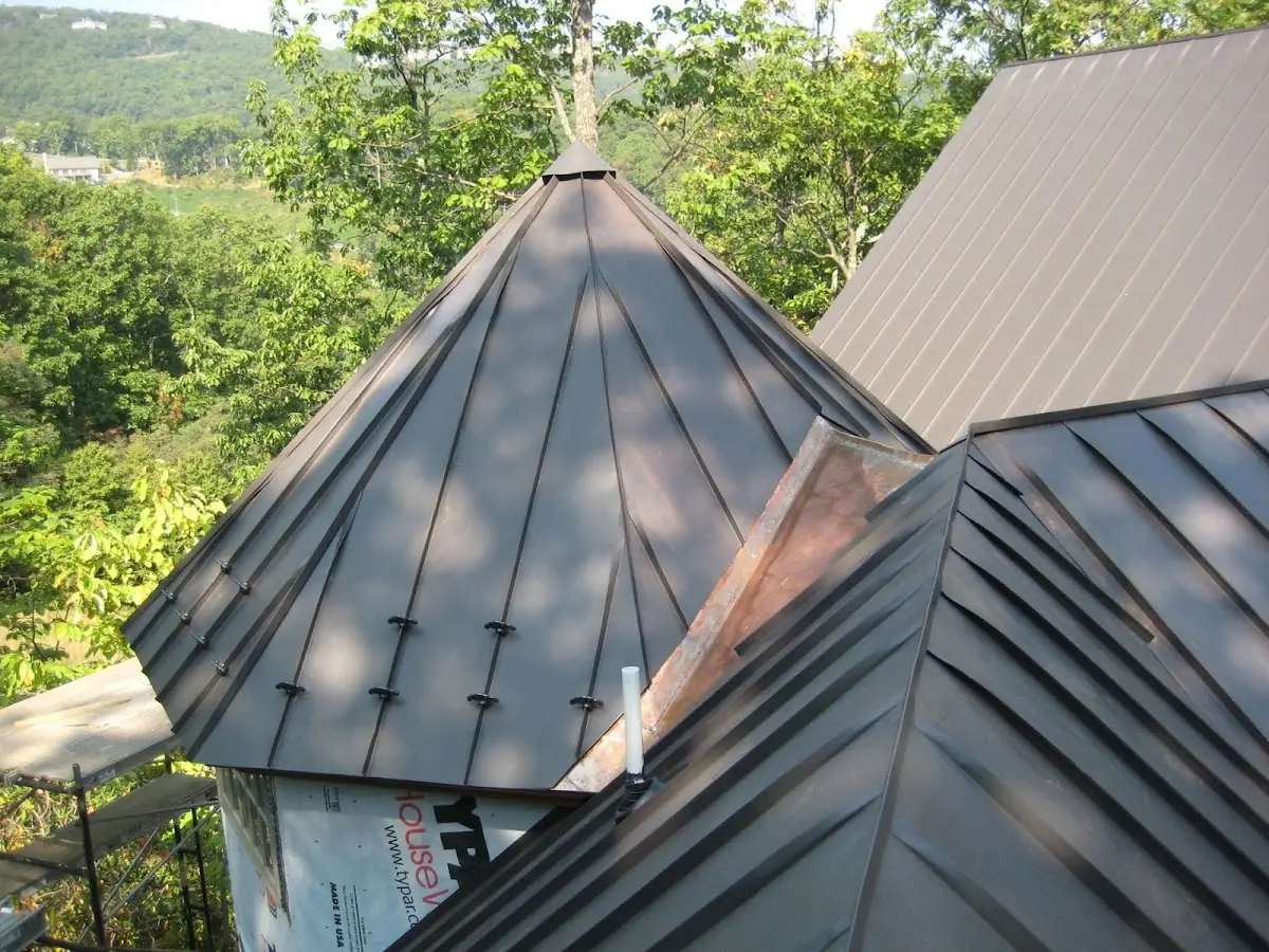 Professional Roof Tarp Installation by Craftsman Roofing in Mayflower Village
